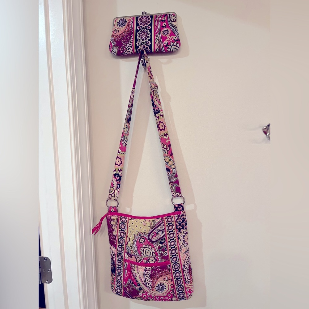 Vera Bradley Berry Paisley Retired Print Crossbody Bag & Kisslock Wallet EUC